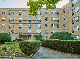 2115 W Farwell Ave APT 213, Chicago, IL 60645