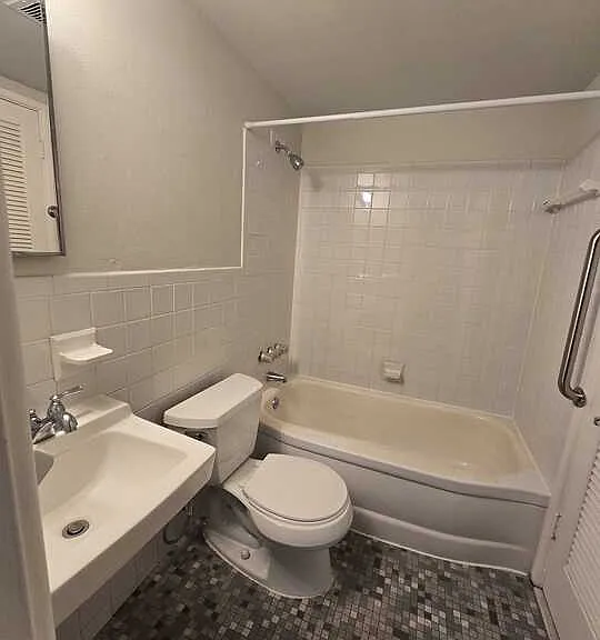 9930 Madaford Ct — Photo 5