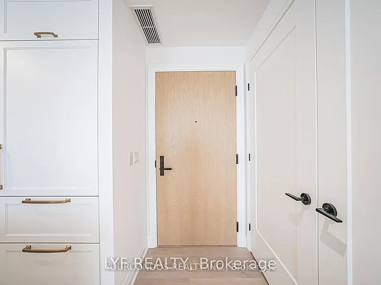 505 Glencairn Ave #609 — Photo 2