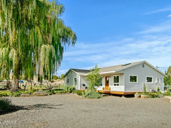 11412 Wide Hollow Rd, Yakima, WA 98908