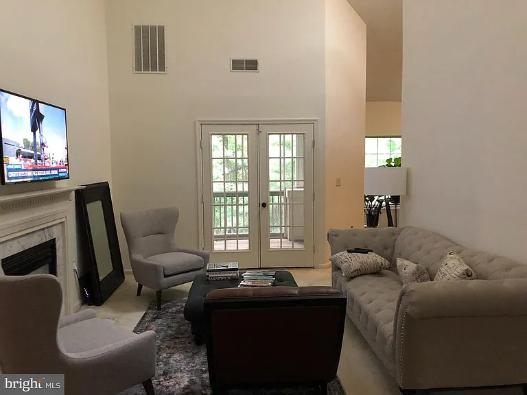 6502 Lake Park Dr #303 — Photo 11