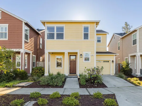 39 Lipton Way, Cotati, CA 94931