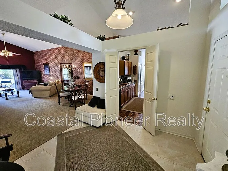 4521 Gulfwinds Dr — Photo 9