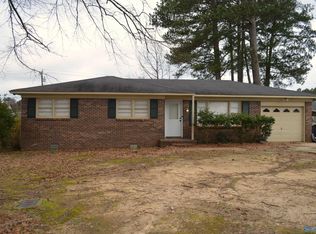 1315 Elizabeth Dr SW, Hartselle, AL 35640
