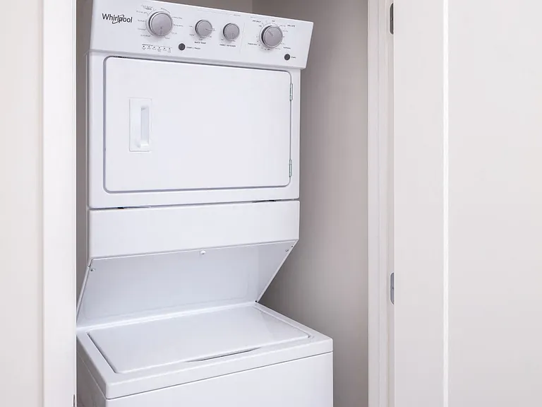 In-Unit Washer & Dryer