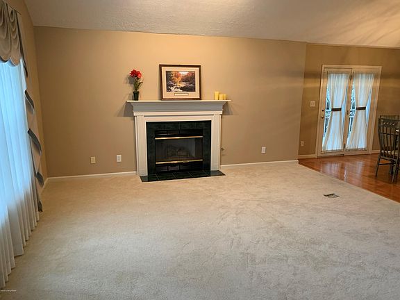 3rd image of 10623 Wemberley Hill Blvd