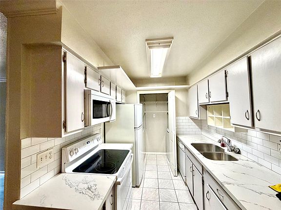 5th image of 8801 Hammerly Blvd APT 1505