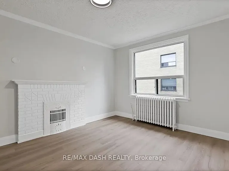 50 Raglan Ave #5 — Photo 20