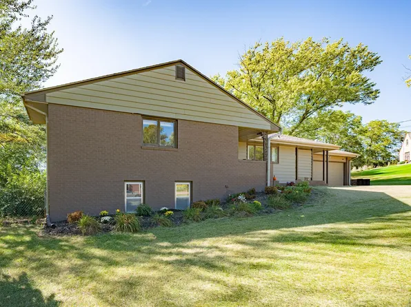 3801 Pierce St, Sioux City, IA 51104