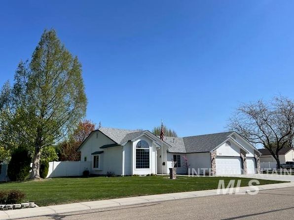 2818 Bannock Ave, Nampa, ID 83686