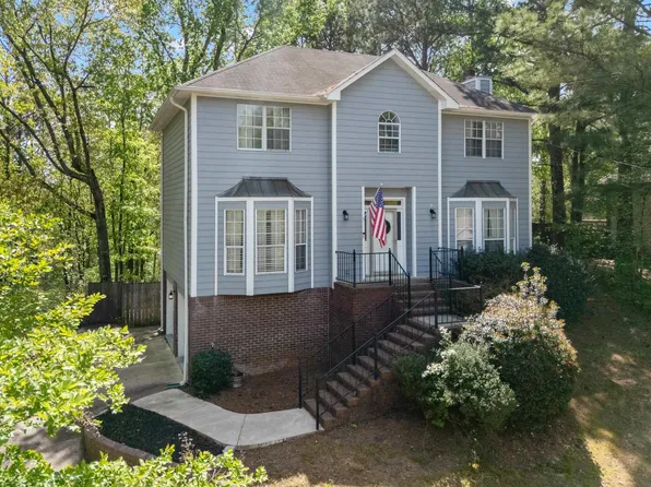 551 Fieldstone Dr, Helena, AL 35080