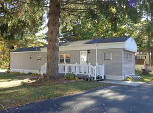28 Pine Haven Dr, Saco, ME 04072