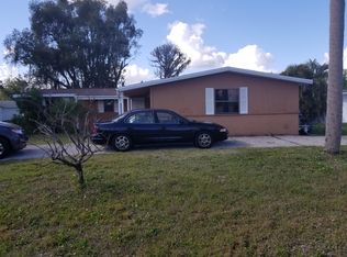 3165 Port Charlotte Blvd, Pt Charlotte, FL 33952