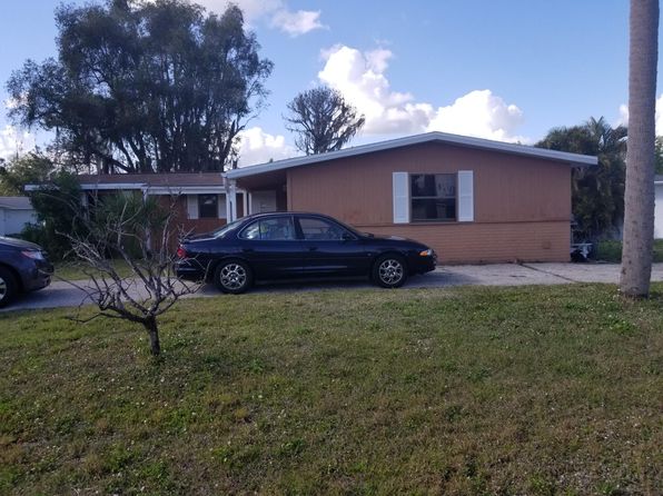3165 Port Charlotte Blvd