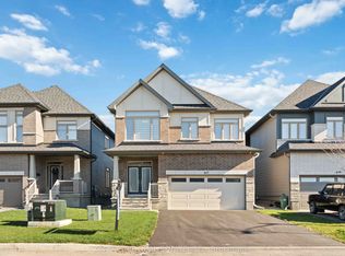 617 Kenabeek Ter, Ottawa, ON K4M 0M2