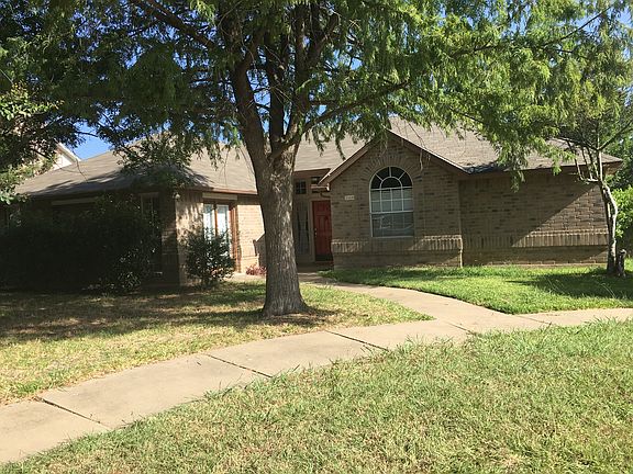 2nd image of 2008 Rosemary Ln