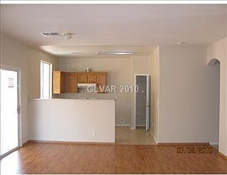 3rd image of 3108 Extravagant Ave