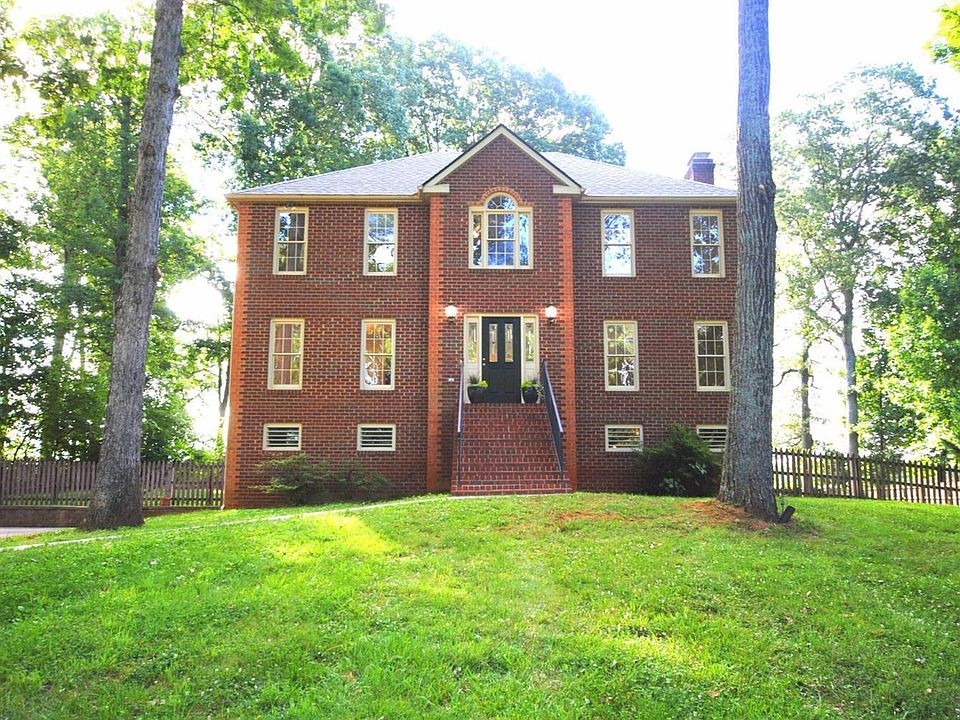 1st image of 302 Millspring Dr