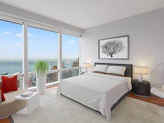3rd image of 25 Columbus Cir #72E