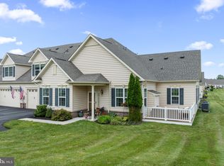 1080 Arbour Ln, Quakertown, PA 18951