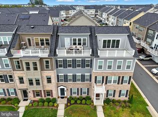 17233 Branched Oak Rd, Dumfries, VA 22026