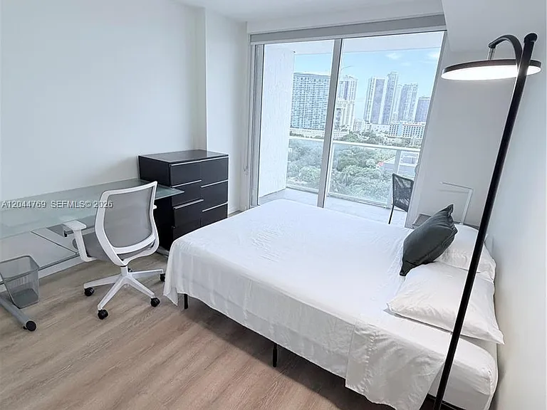 4250 Biscayne Blvd #1617 — Photo 7