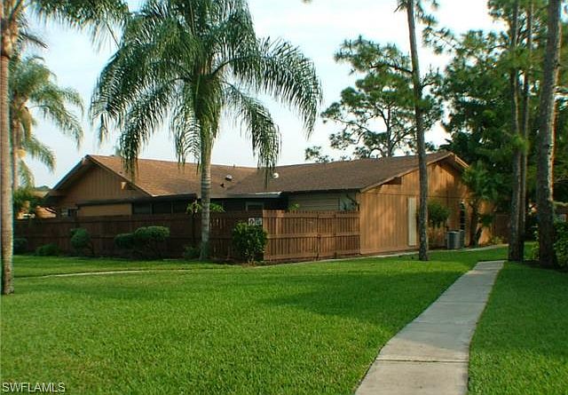 1st image of 5587 Foxlake Dr