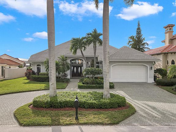 3rd image of 1076 Old Marco Ln