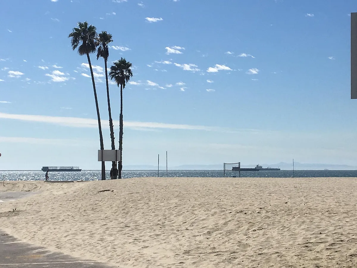 Building Photo - 4129 E Ocean Blvd #206