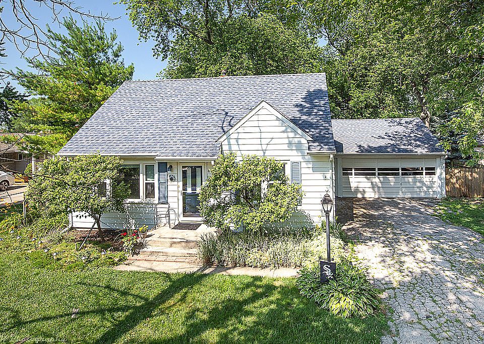 1st image of 8034 Leclaire Ave