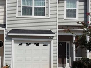 203 Shady Grove Dr, Simpsonville, SC 29681
