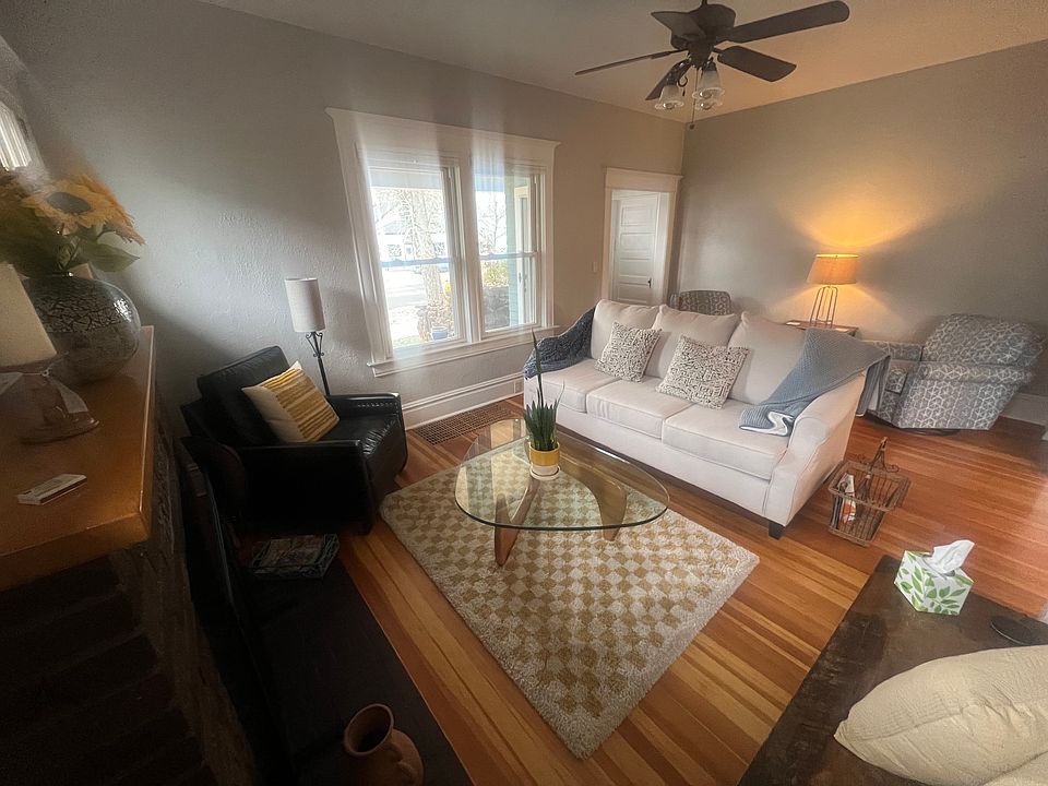 1st image of 118 E Fontanero St