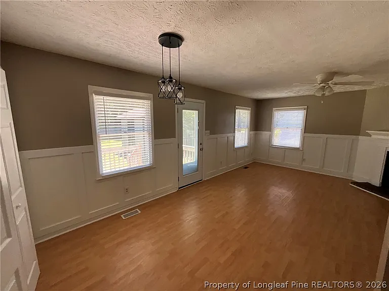 3963 Loufield Dr — Photo 3