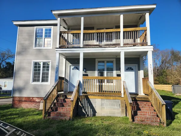 1131 Hawk St, Petersburg, VA 23803