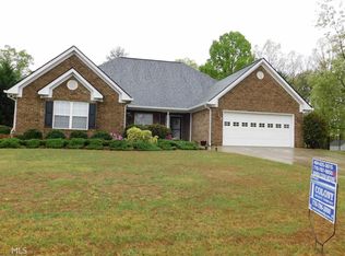 175 Willow Springs Dr, Covington, GA