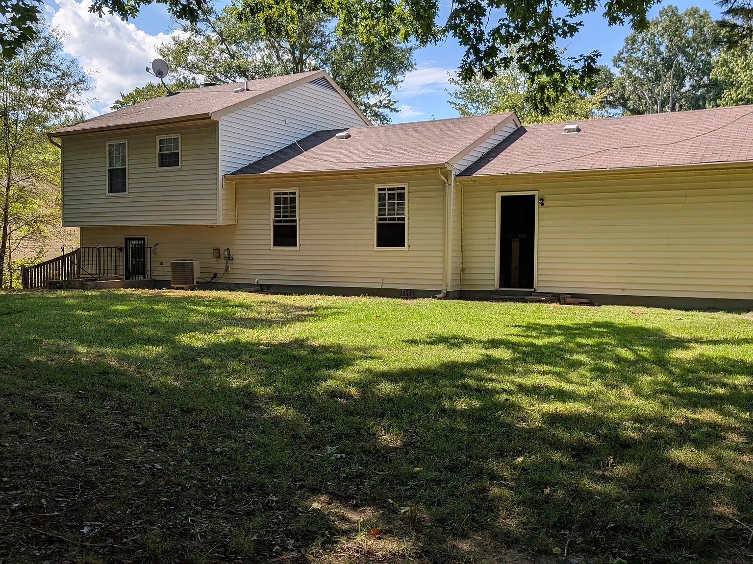 3 bed, 1560 sqft, $2,950 — Photo 4