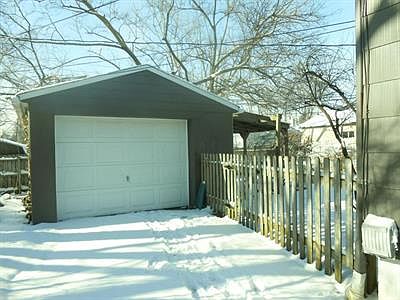 2nd image of 3335 Walmar Dr