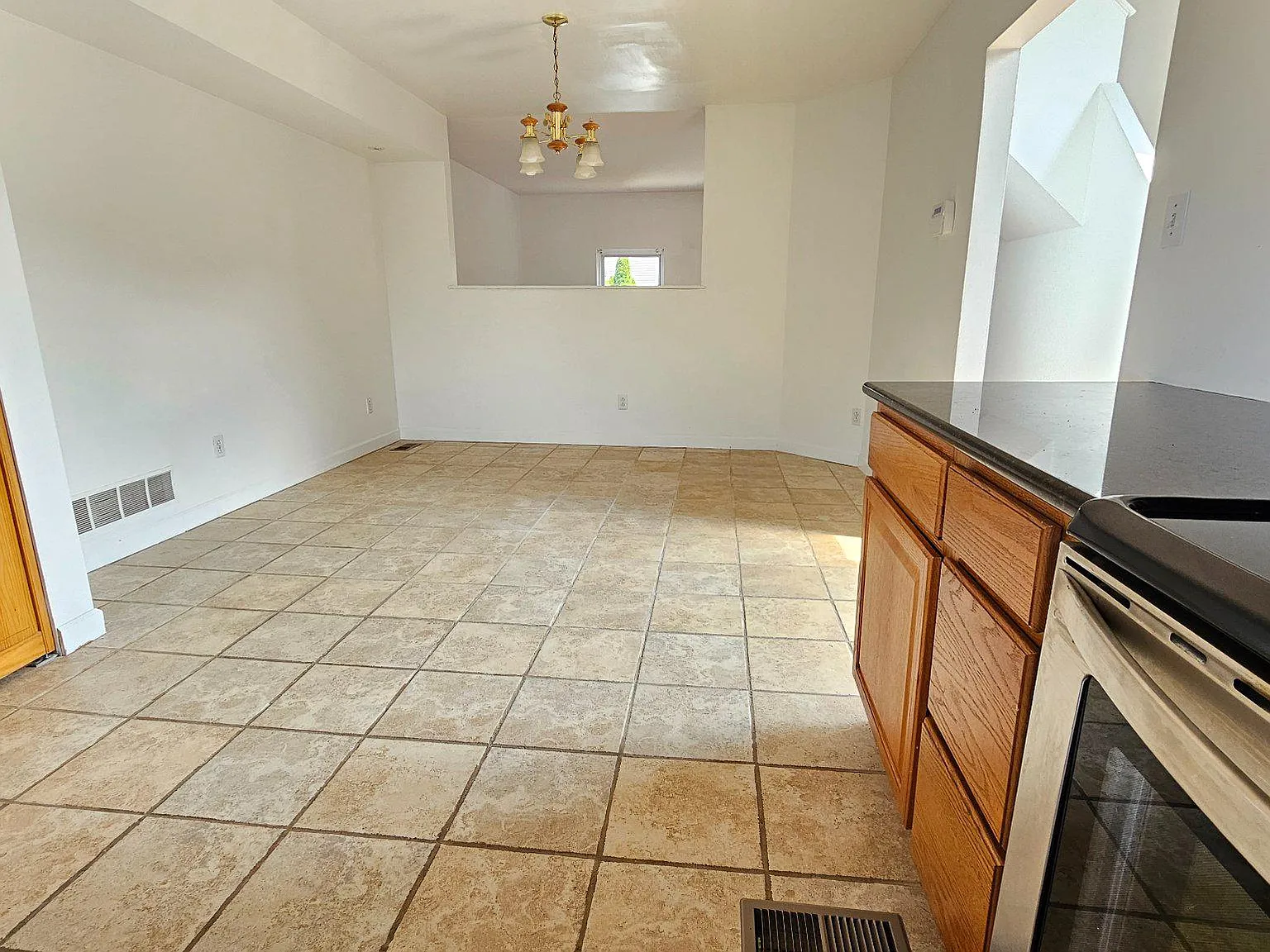 3 bed, 2.5 bath, 1440 sqft, $2,900 — Photo 4