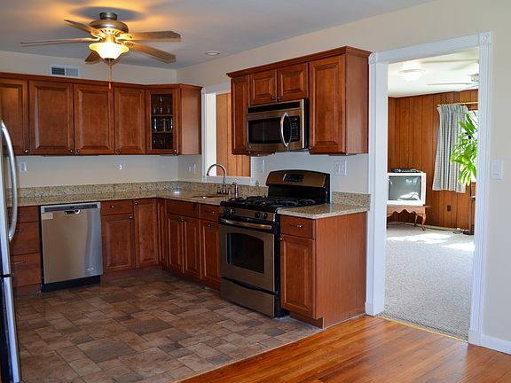 Kitchen & Formal Dining Area