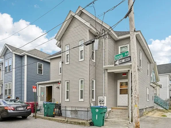 1 Rockdale Ave #2, Lowell, MA 01854
