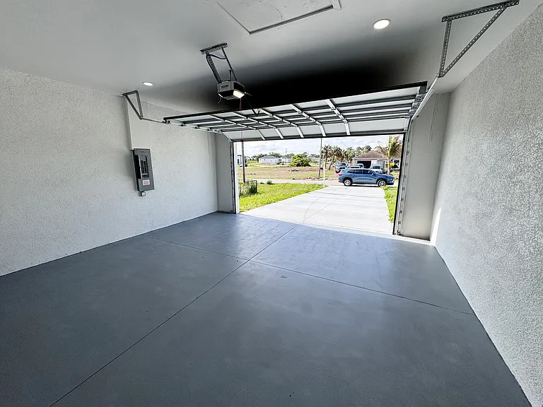 477 Rayford St — Photo 27