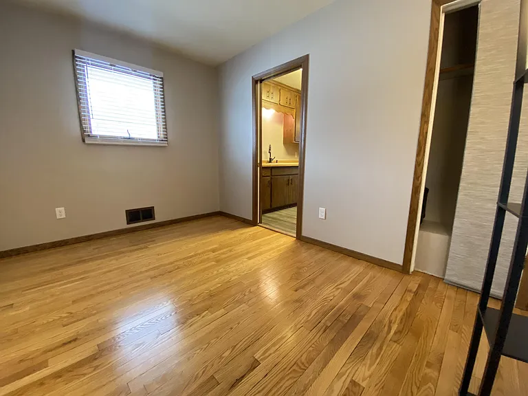 4004 5th Pl NW — Photo 8