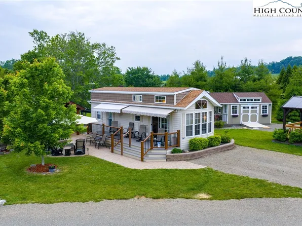 2330 Edmonds Road, Galax, VA 24333