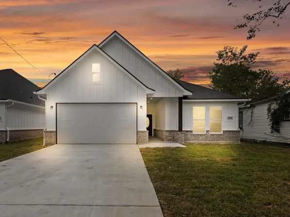 1815 N 19th St, Nederland, TX 77627