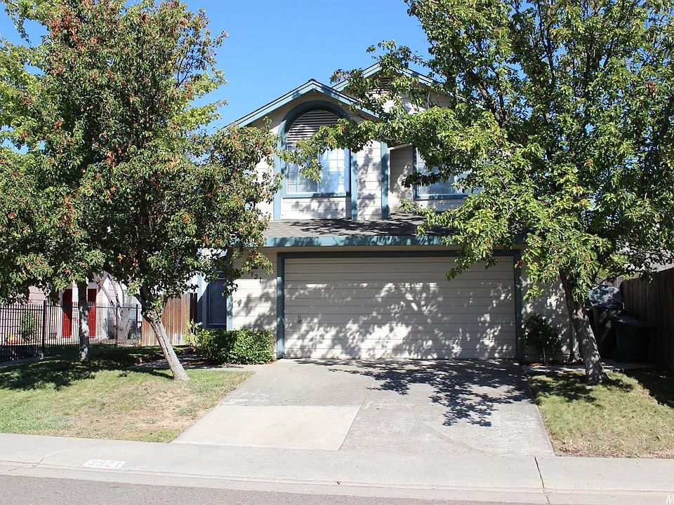 1st image of 3921 Tawny Meadow Way