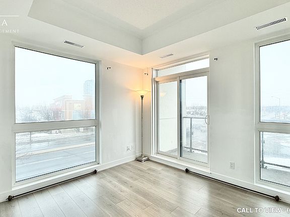 5th image of 1709 Bur Oak Ave #203