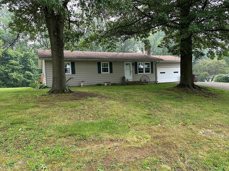 1st image of 4 Boyd Dr