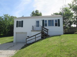 1511 Tanner Bridge Rd, Jefferson City, MO 65101