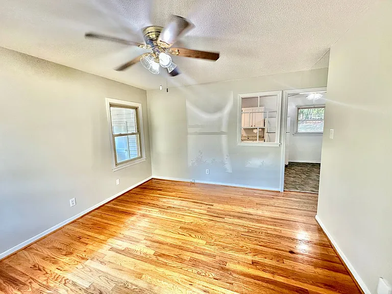 1644 Nicholson Ave — Photo 6