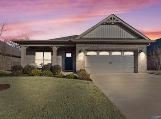 147 Rosemary Ayers Dr, Madison, AL 35756